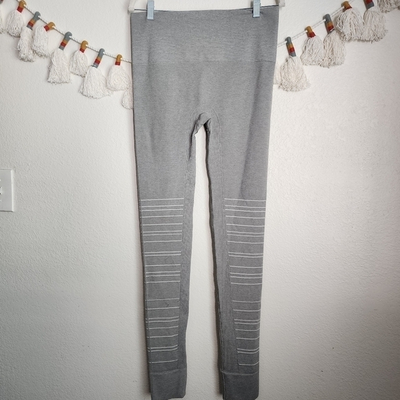 Blanqi Sport Support Gray Hipster Striped Maternity Leggings Comfort Casual L - Picture 1 of 9